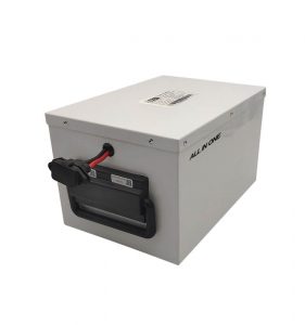 WSZYSTKO W JEDNYM Akumulator LiFePO4 o długiej żywotności do domowego systemu magazynowania energii